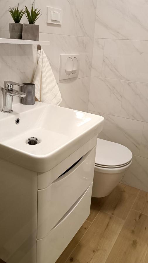 Apartman Leona ลอฟราน ภายนอก รูปภาพ